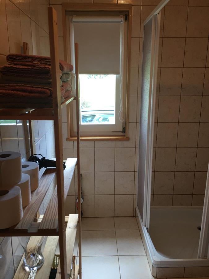 Sosnowy Domek Serpelice Kültér fotó